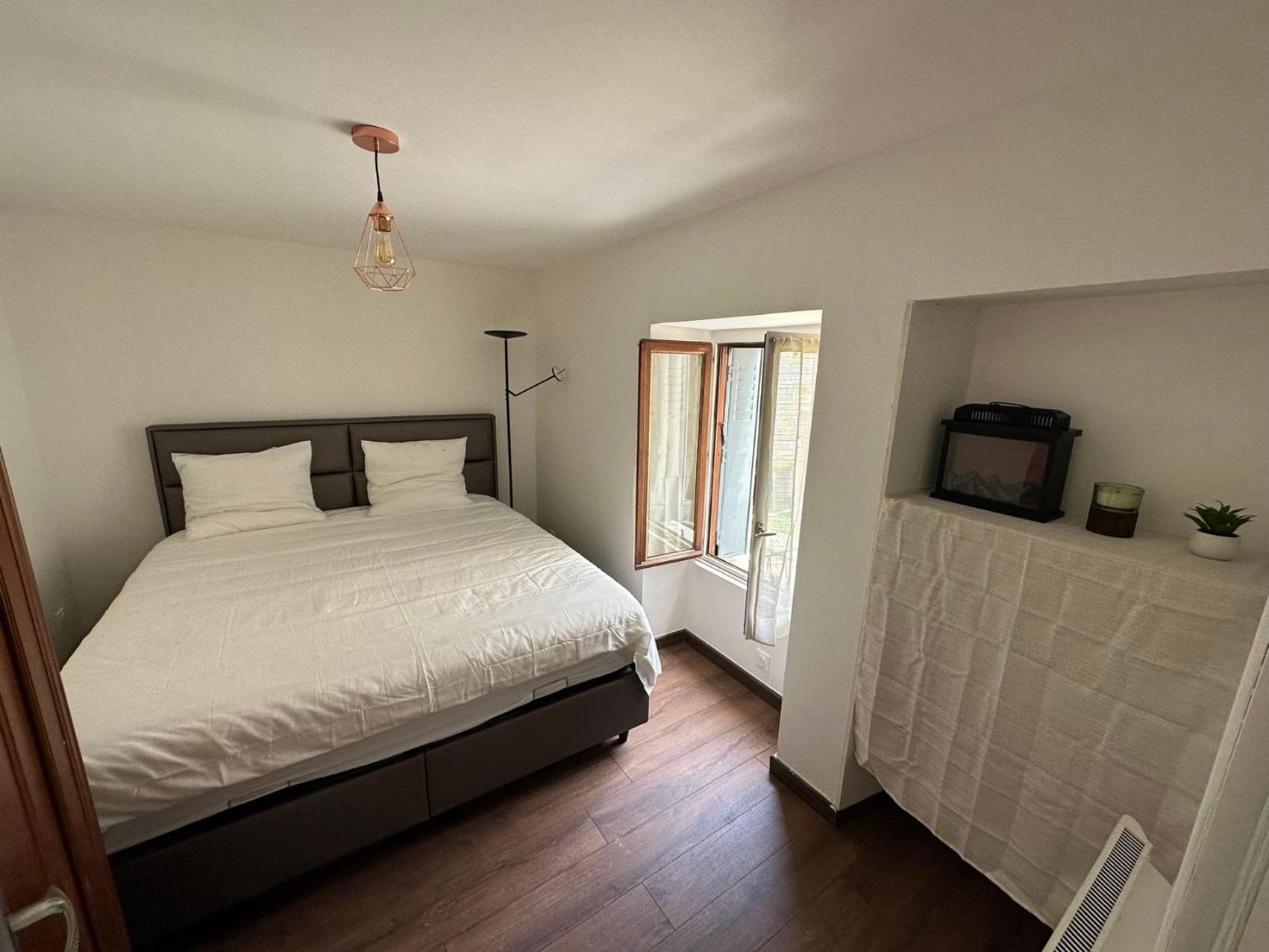 Appartement Calme Moderne Proche De Disneyland Wifi & Cafe Gratuit & Arrivee Autonome Бюссі-Сен-Жорж Екстер'єр фото