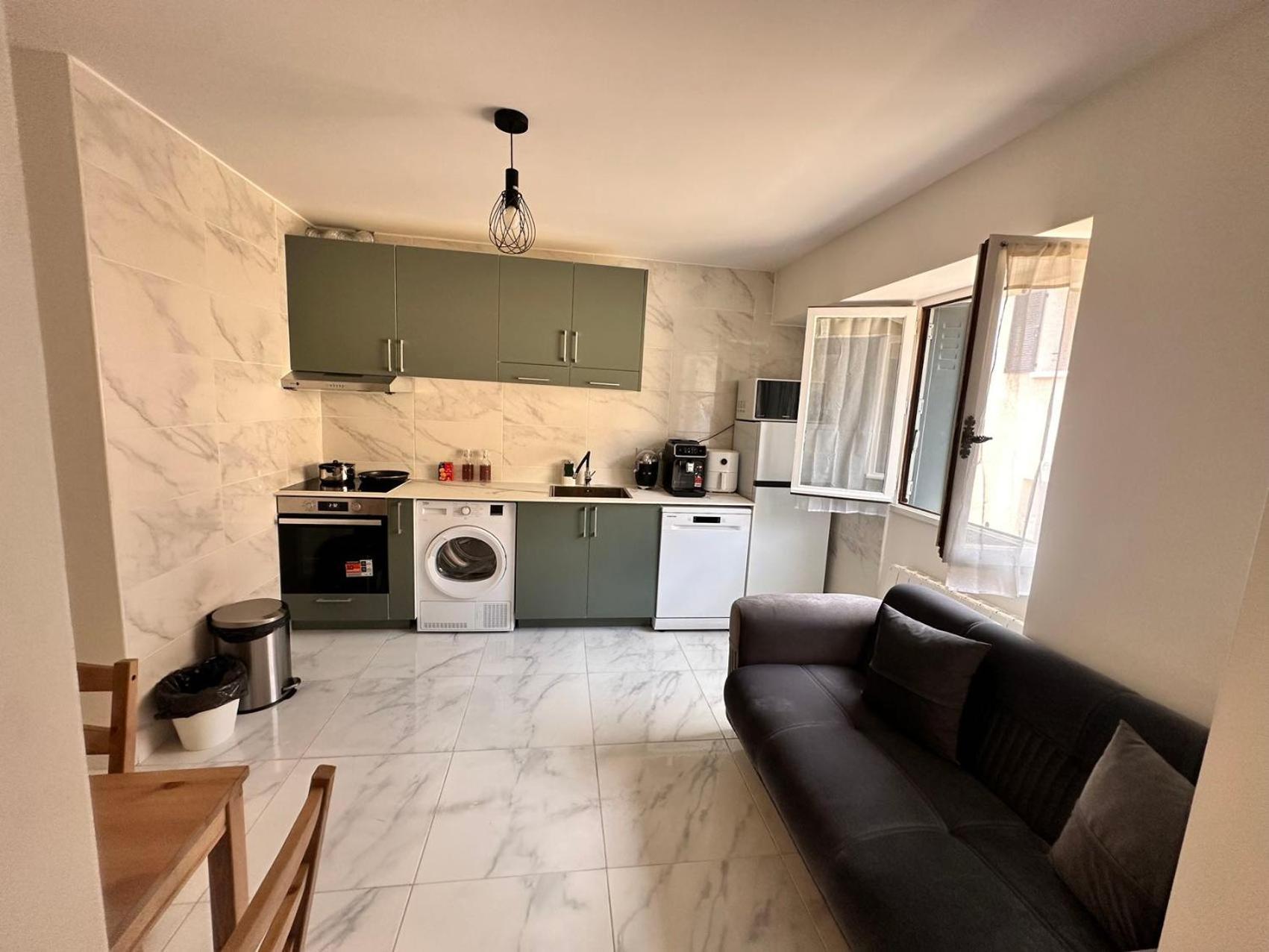 Appartement Calme Moderne Proche De Disneyland Wifi & Cafe Gratuit & Arrivee Autonome Бюссі-Сен-Жорж Екстер'єр фото