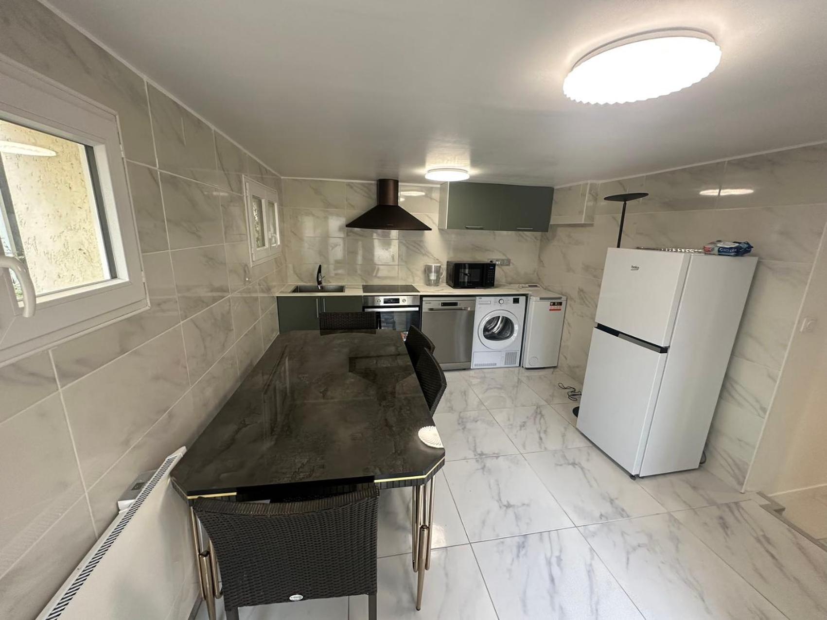 Appartement Calme Moderne Proche De Disneyland Wifi & Cafe Gratuit & Arrivee Autonome Бюссі-Сен-Жорж Екстер'єр фото