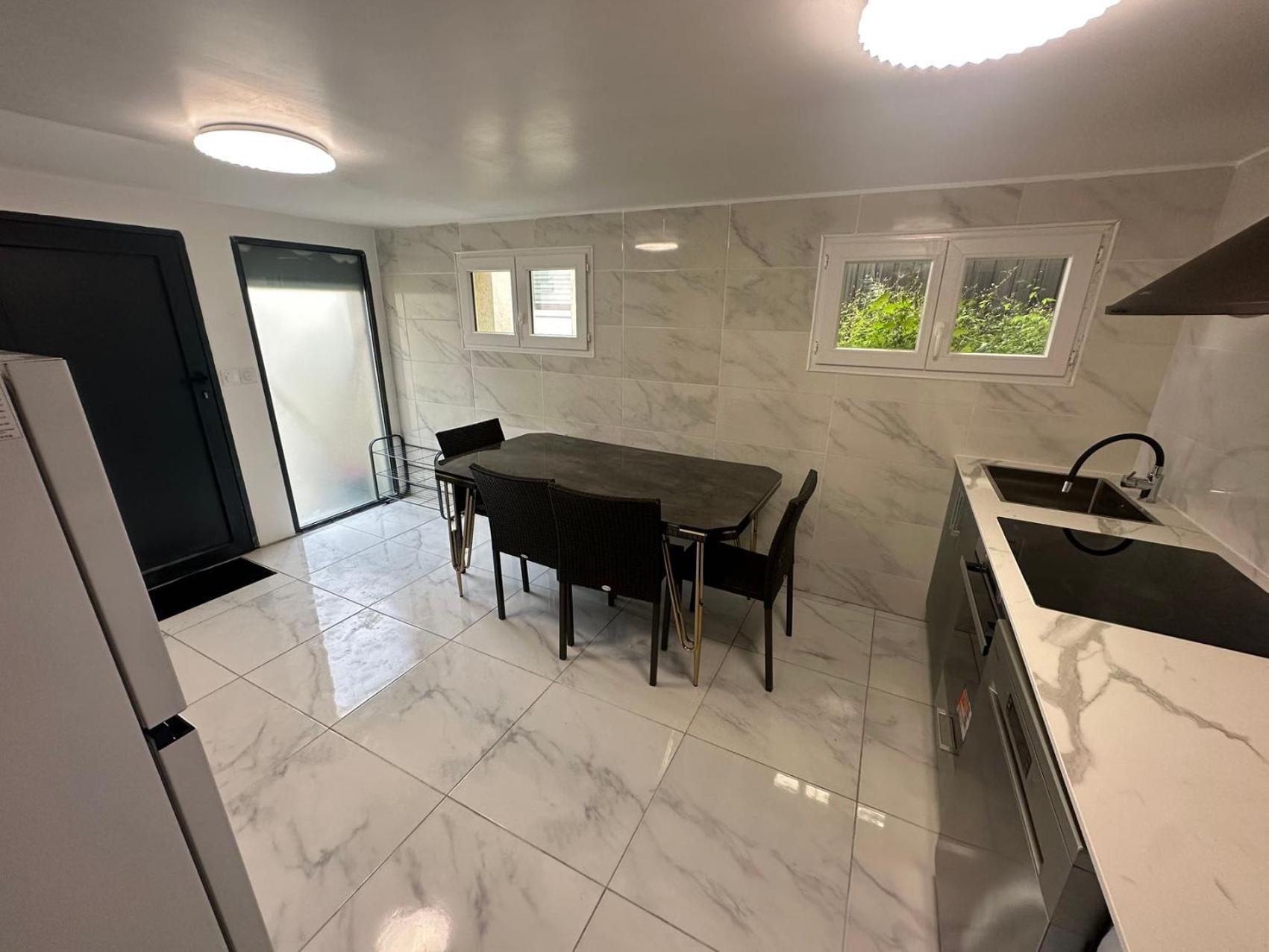 Appartement Calme Moderne Proche De Disneyland Wifi & Cafe Gratuit & Arrivee Autonome Бюссі-Сен-Жорж Екстер'єр фото