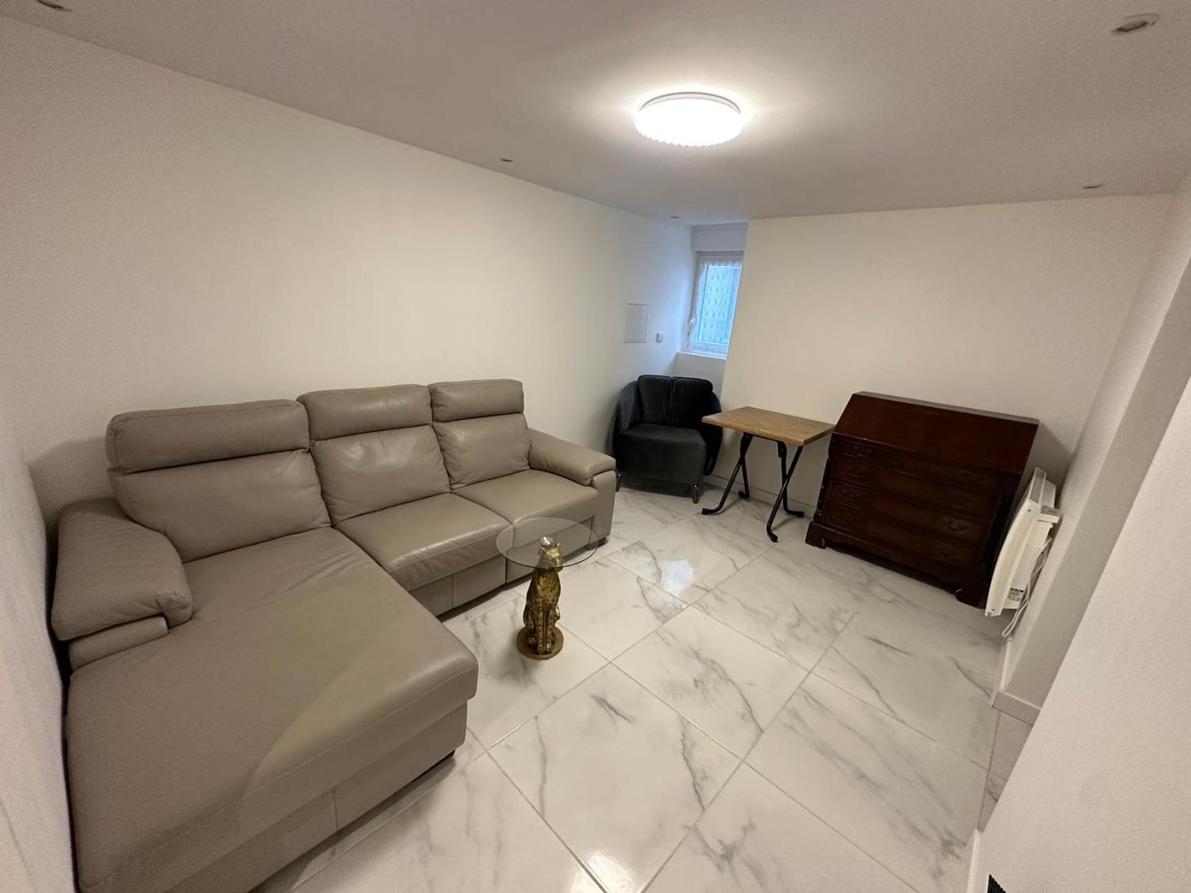 Appartement Calme Moderne Proche De Disneyland Wifi & Cafe Gratuit & Arrivee Autonome Бюссі-Сен-Жорж Екстер'єр фото