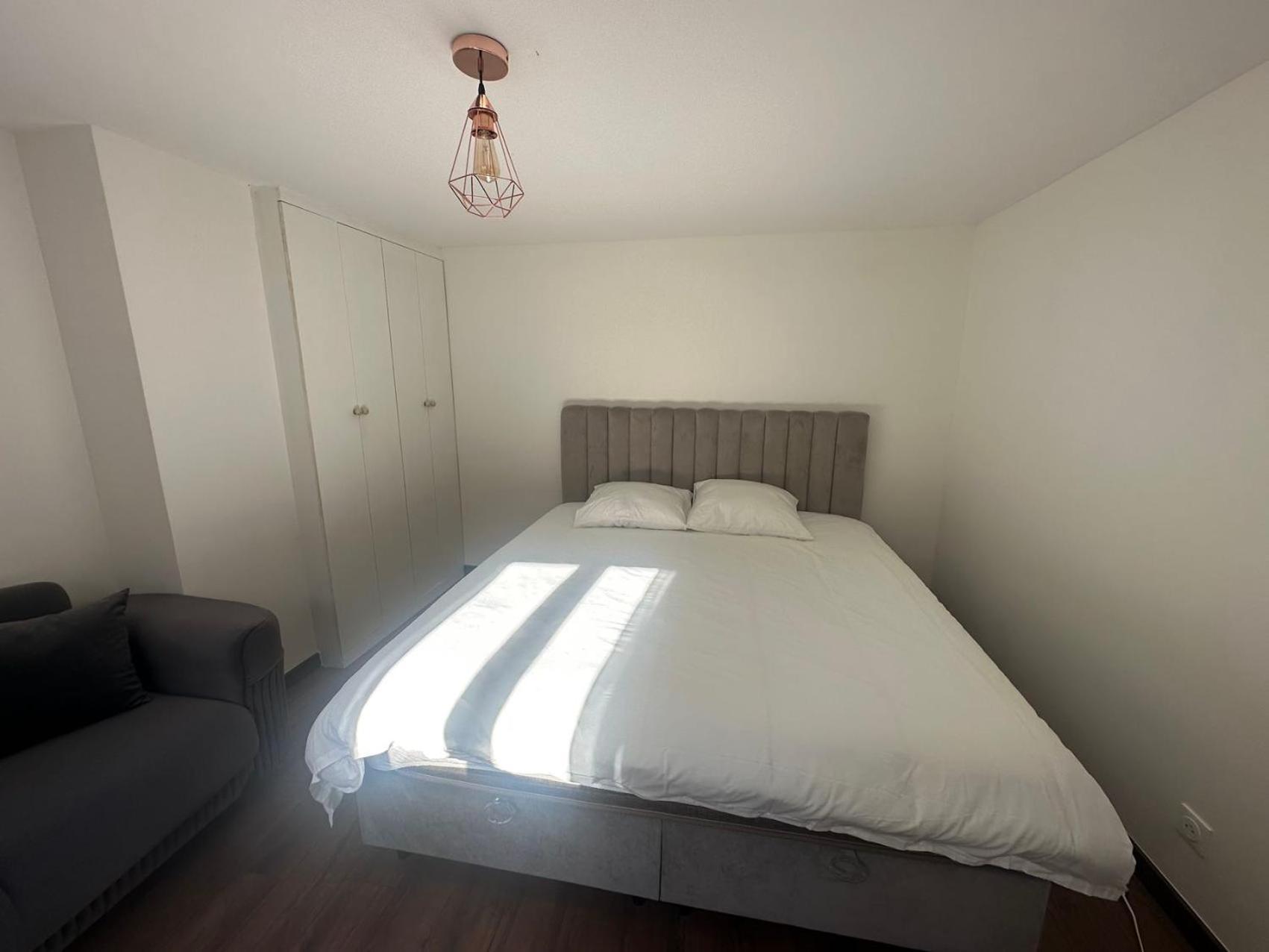 Appartement Calme Moderne Proche De Disneyland Wifi & Cafe Gratuit & Arrivee Autonome Бюссі-Сен-Жорж Екстер'єр фото
