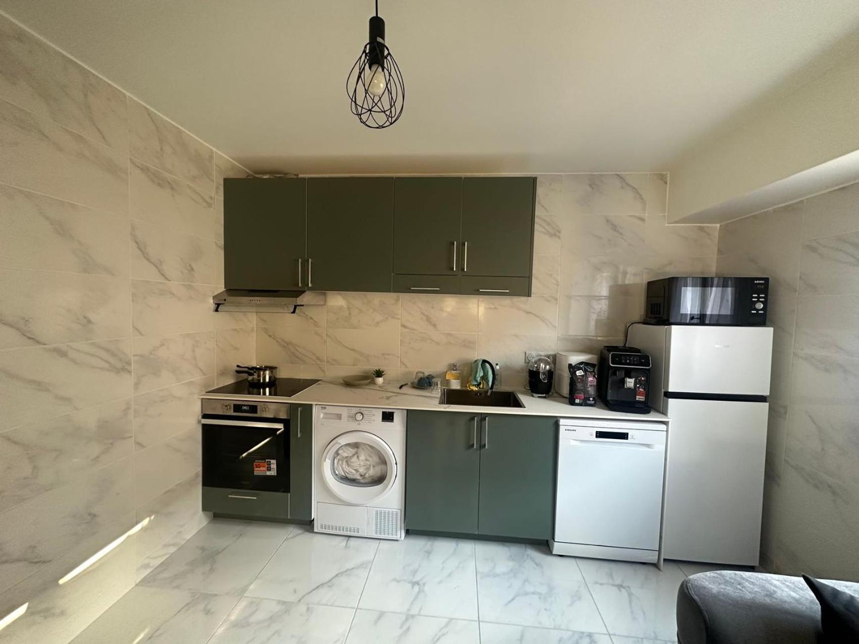 Appartement Calme Moderne Proche De Disneyland Wifi & Cafe Gratuit & Arrivee Autonome Бюссі-Сен-Жорж Екстер'єр фото