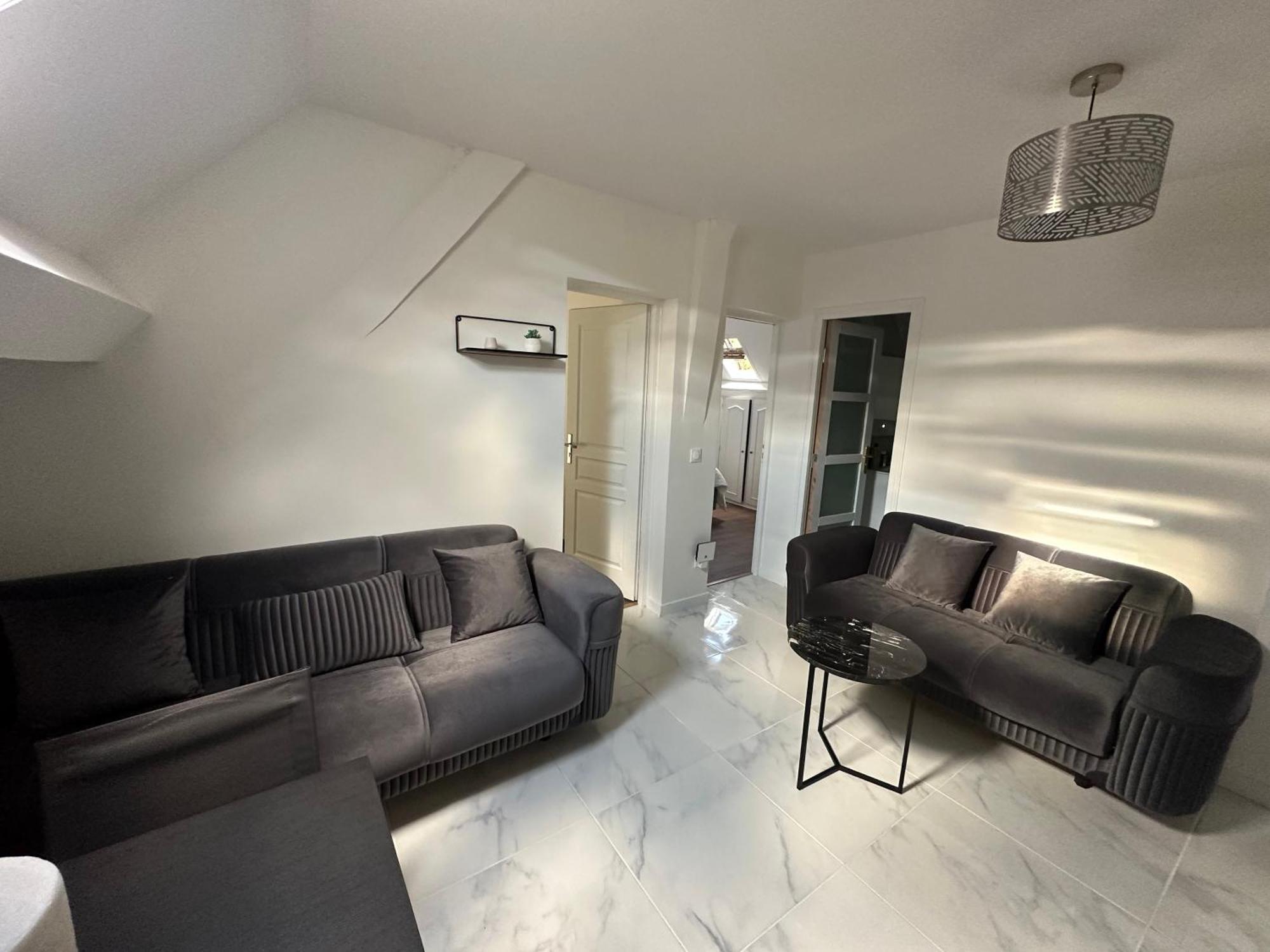 Appartement Calme Moderne Proche De Disneyland Wifi & Cafe Gratuit & Arrivee Autonome Бюссі-Сен-Жорж Екстер'єр фото